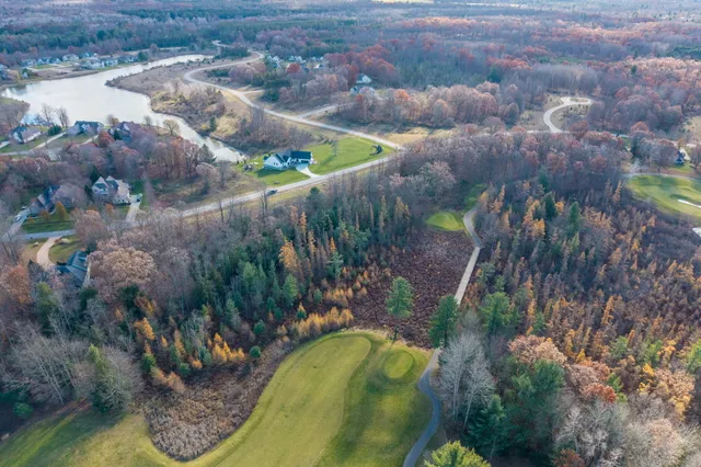 $90,000 | 6236 Dublin Drive, Unit 140, Stanwood, MI 49346