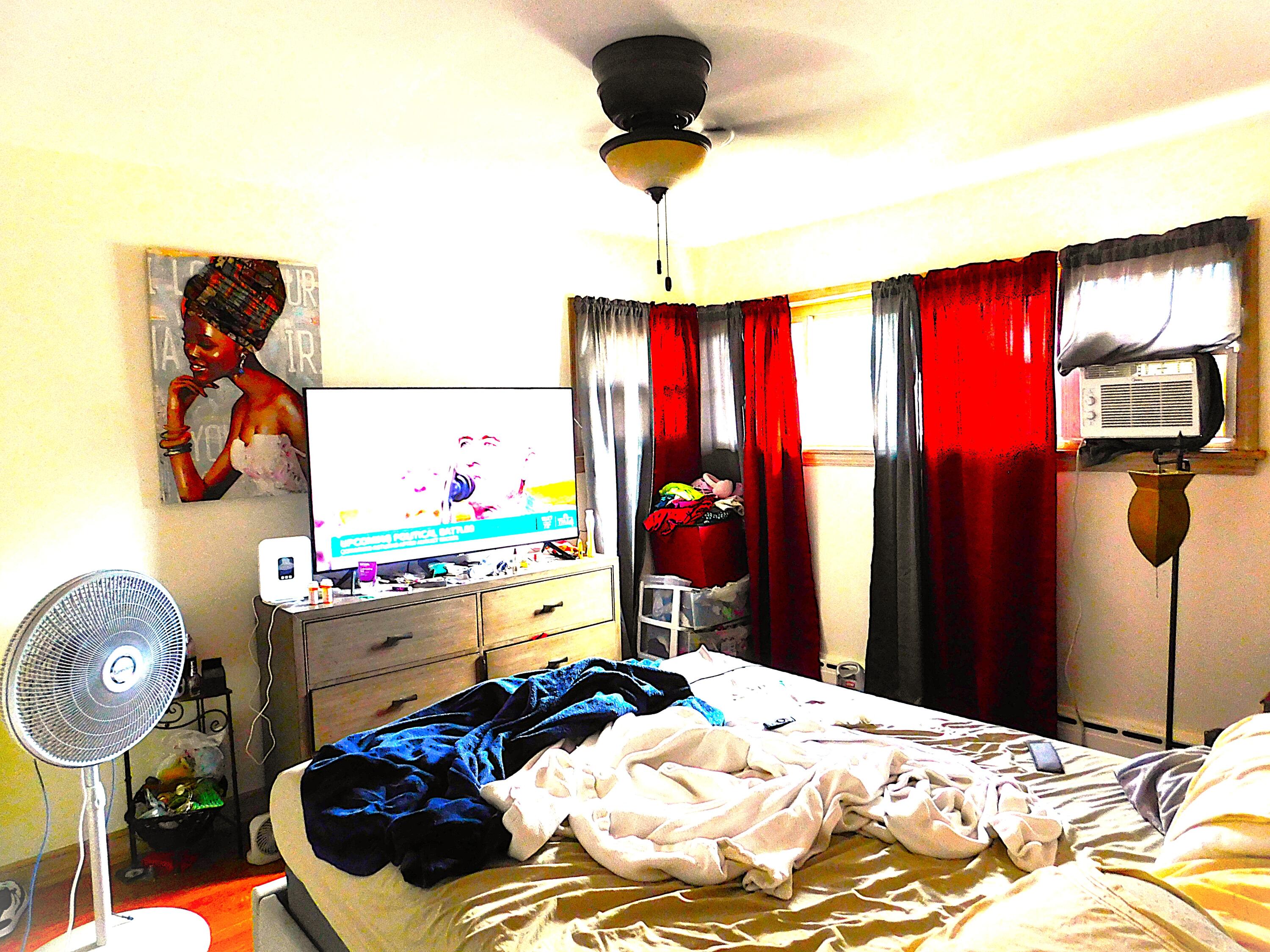 3350 North 60th Street, Unit 3352 Milwaukee, WI 53216 - Photo 19 of 26 Master bedroom up