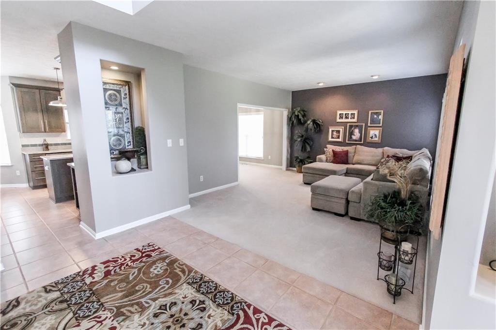 7620 Knapp Road Indianapolis, IN 46259 - Photo 7 of 48 Gallery Image 7