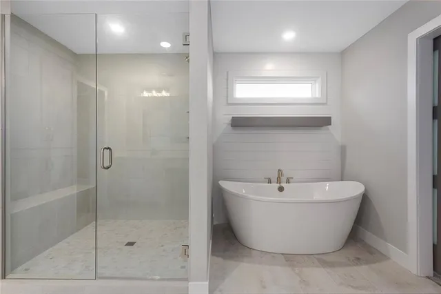 $594,900 | 820 Southeast Partridge Lane, Blue Springs, MO 64014