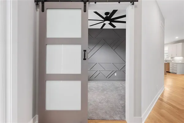 $589,900 | 820 Southeast Partridge Lane, Blue Springs, MO 64014