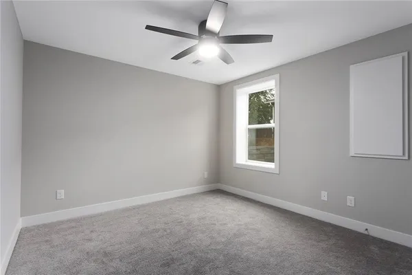 $589,900 | 820 Southeast Partridge Lane, Blue Springs, MO 64014