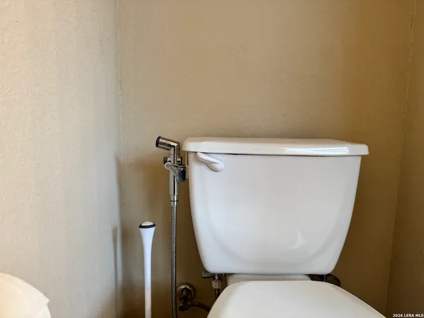 $1,900 | 12416 Abbey Park, San Antonio, TX 78249