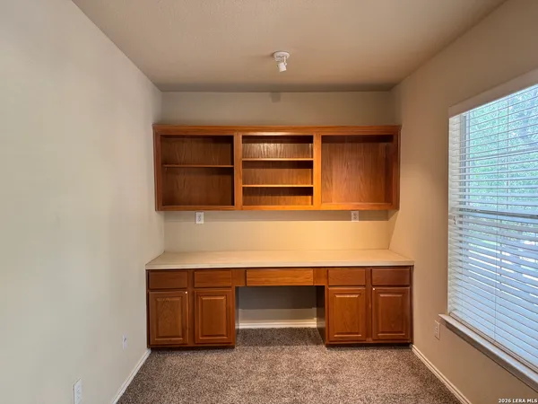 $1,900 | 12416 Abbey Park, San Antonio, TX 78249