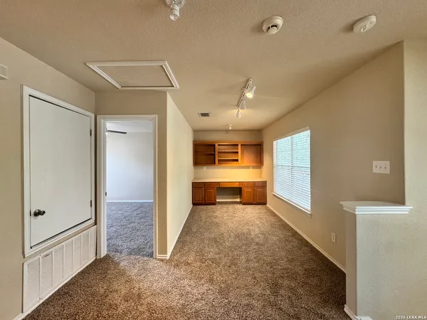 $1,900 | 12416 Abbey Park, San Antonio, TX 78249