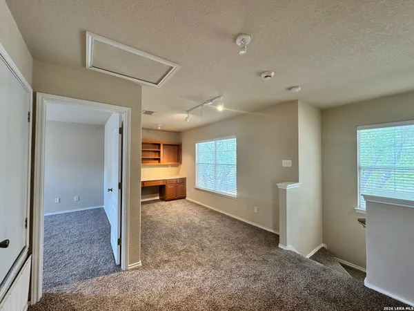 $1,900 | 12416 Abbey Park, San Antonio, TX 78249