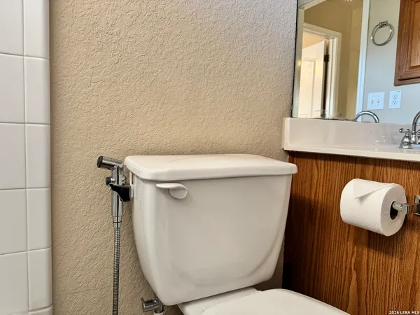 $1,900 | 12416 Abbey Park, San Antonio, TX 78249