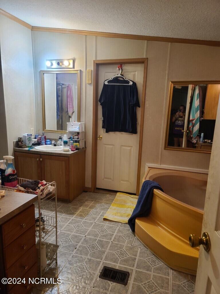 4544 Emma Cannon Road Ayden, NC 28513 - Photo 7 of 16 Photo Jul 17 2024, 5 05 44 AM (1)