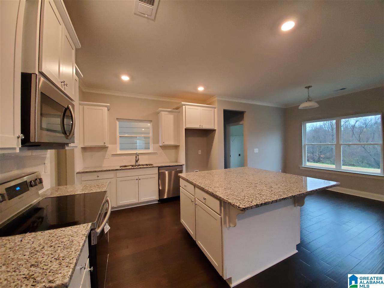 8039 Madison Avenue Helena, AL 35080 - Photo 9 of 21