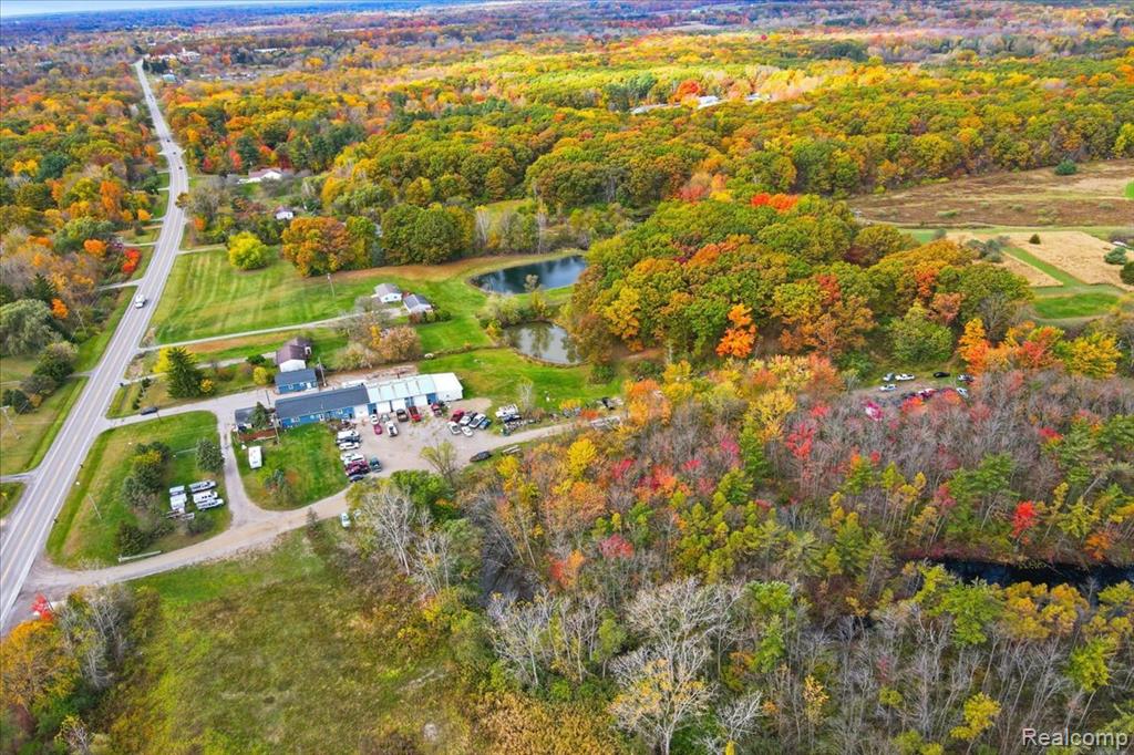 4718 Davison Road Lapeer, MI 48446 - Photo 34 of 36
