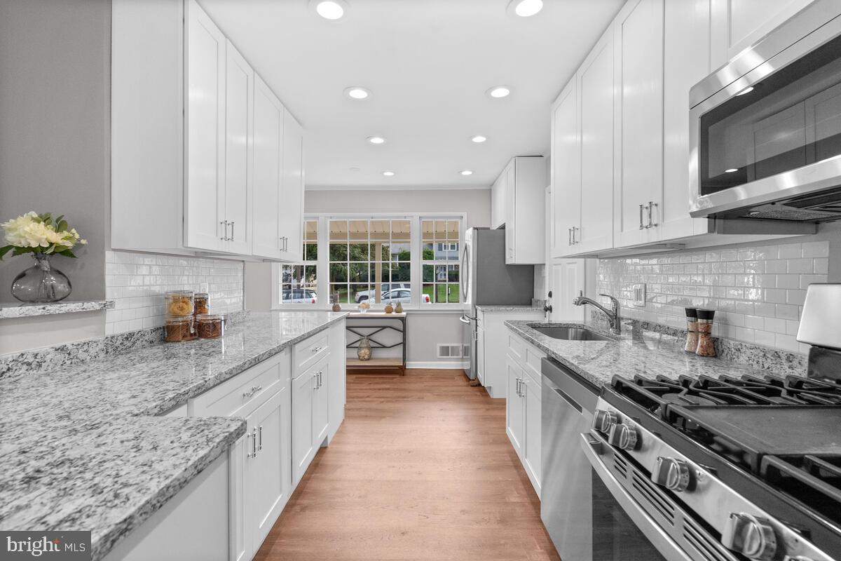 1404 Morningside Drive Silver Spring, MD 20904 - Photo 5 of 43 Kitchen