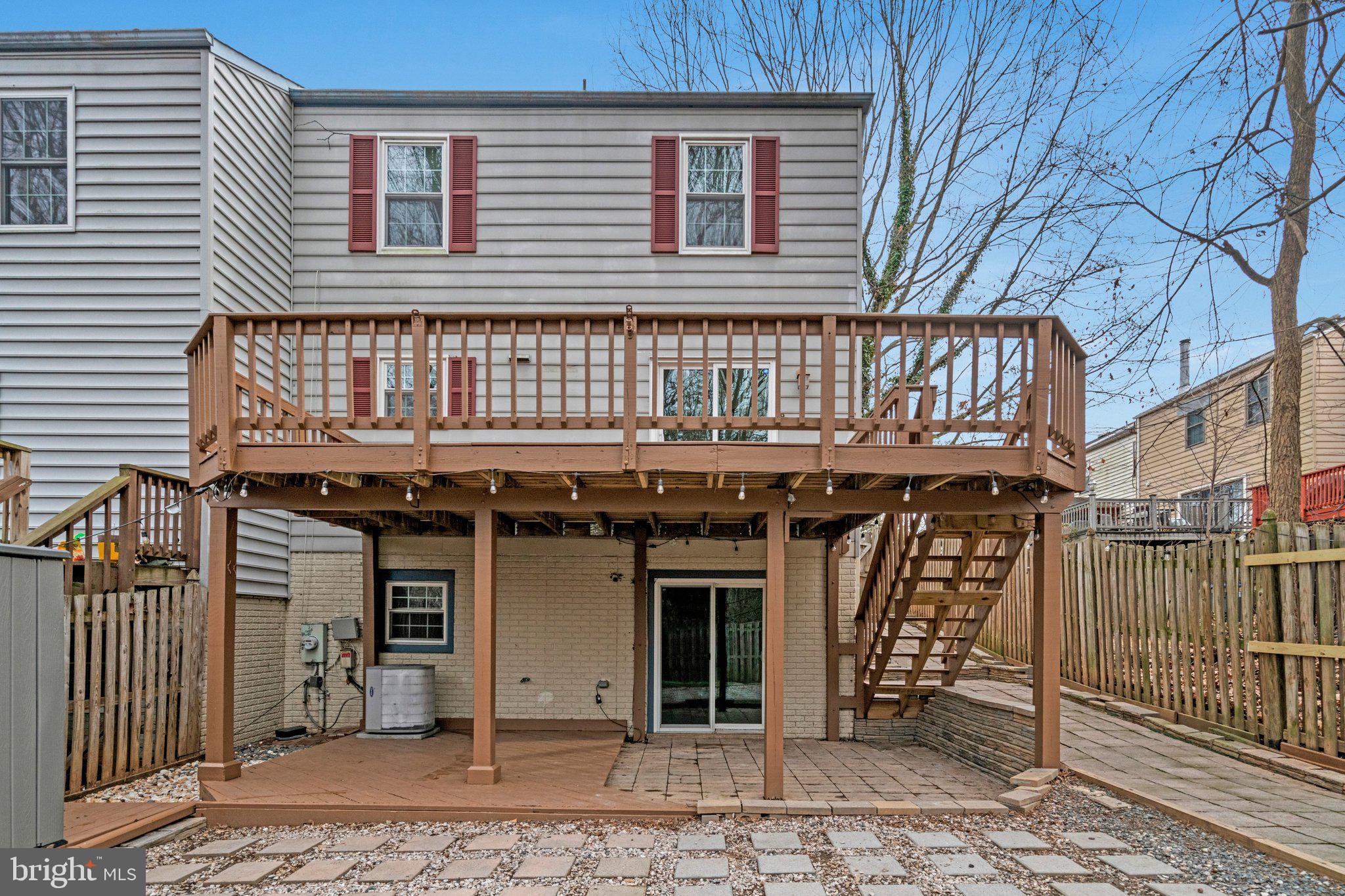 5918 Roberts Common Court Burke, VA 22015 - Photo 8 of 10