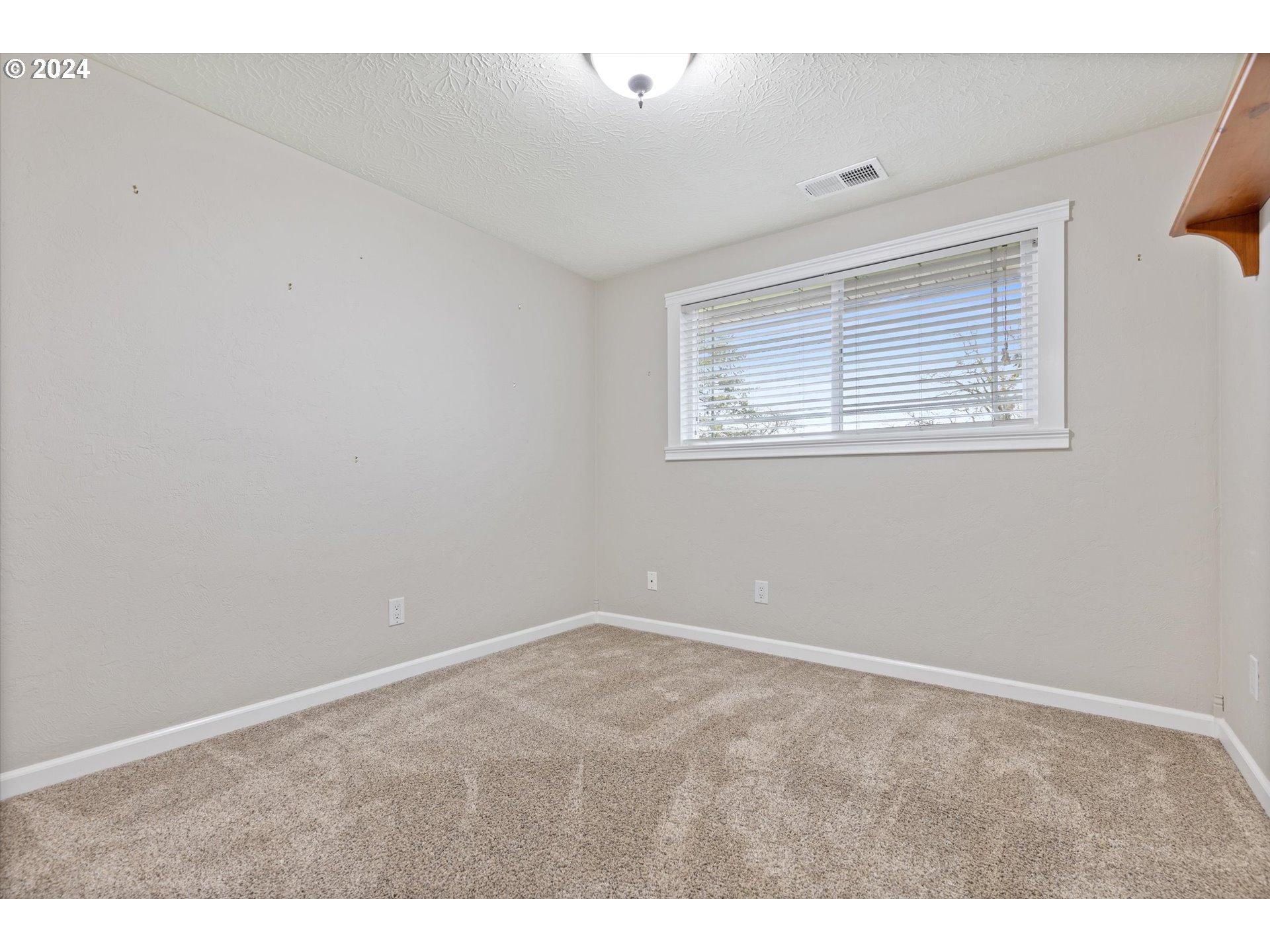 5288 Pearson Road Southeast Turner, OR 97392 - Photo 16 of 46