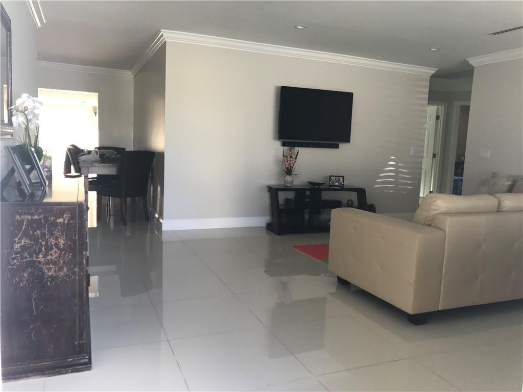 4624 Avalon Street Boca Raton, FL 33428 - Photo 7 of 19 Photo 7