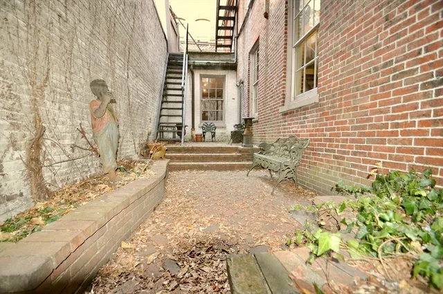 $6,500,000 | 81 Pinckney Street, Boston, MA 02114