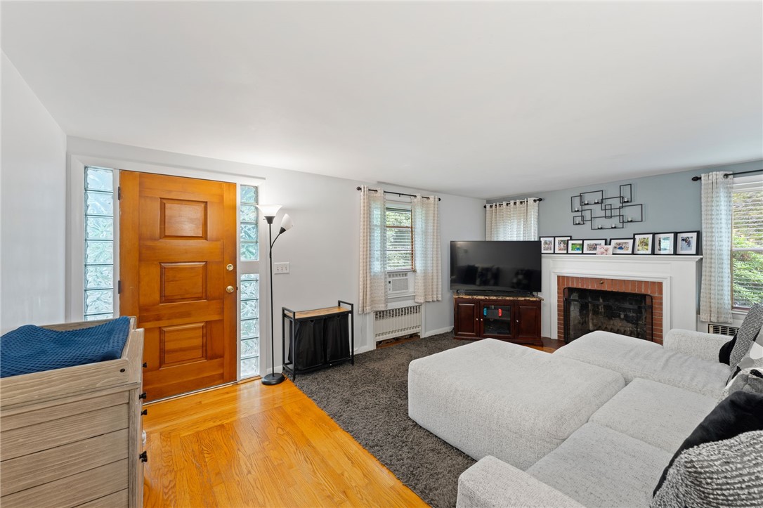 2 Glen Drive Warwick, RI 02889 - Photo 16 of 46