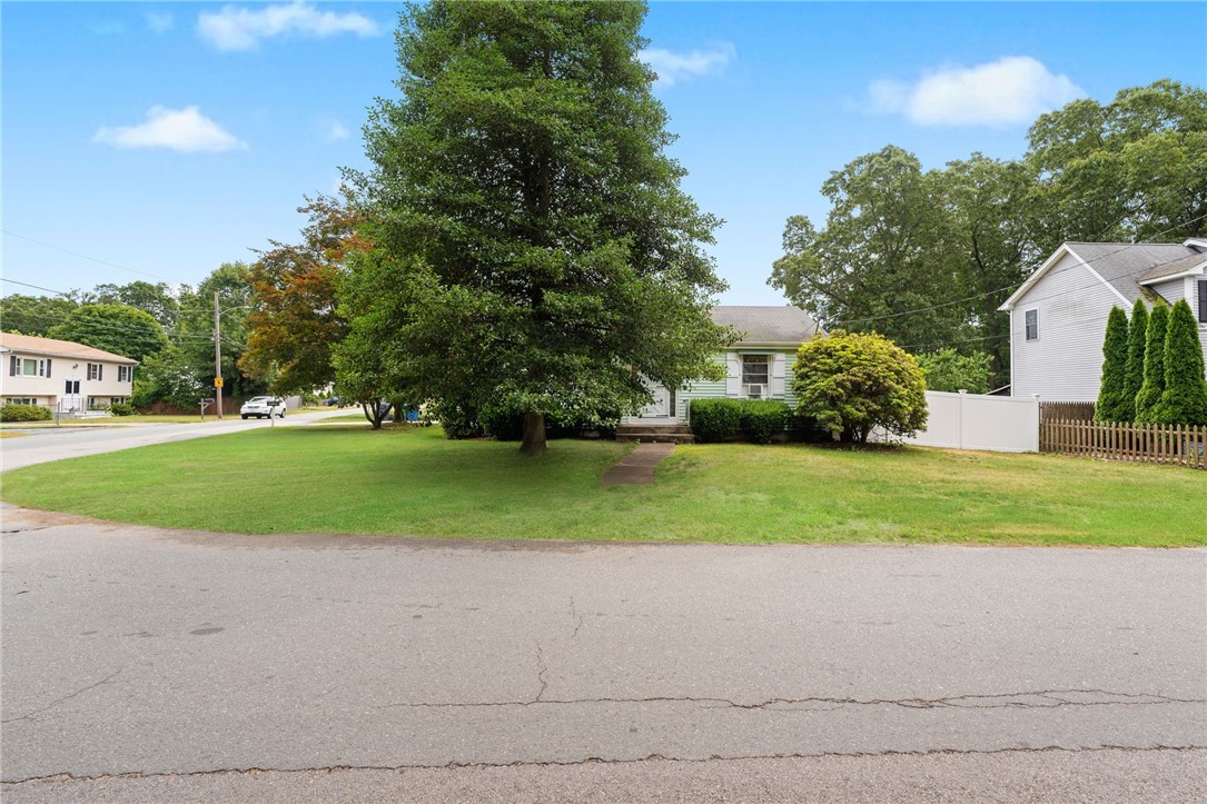 2 Glen Drive Warwick, RI 02889 - Photo 31 of 46