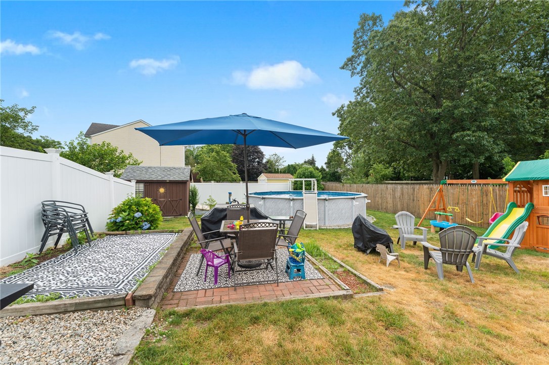 2 Glen Drive Warwick, RI 02889 - Photo 4 of 46