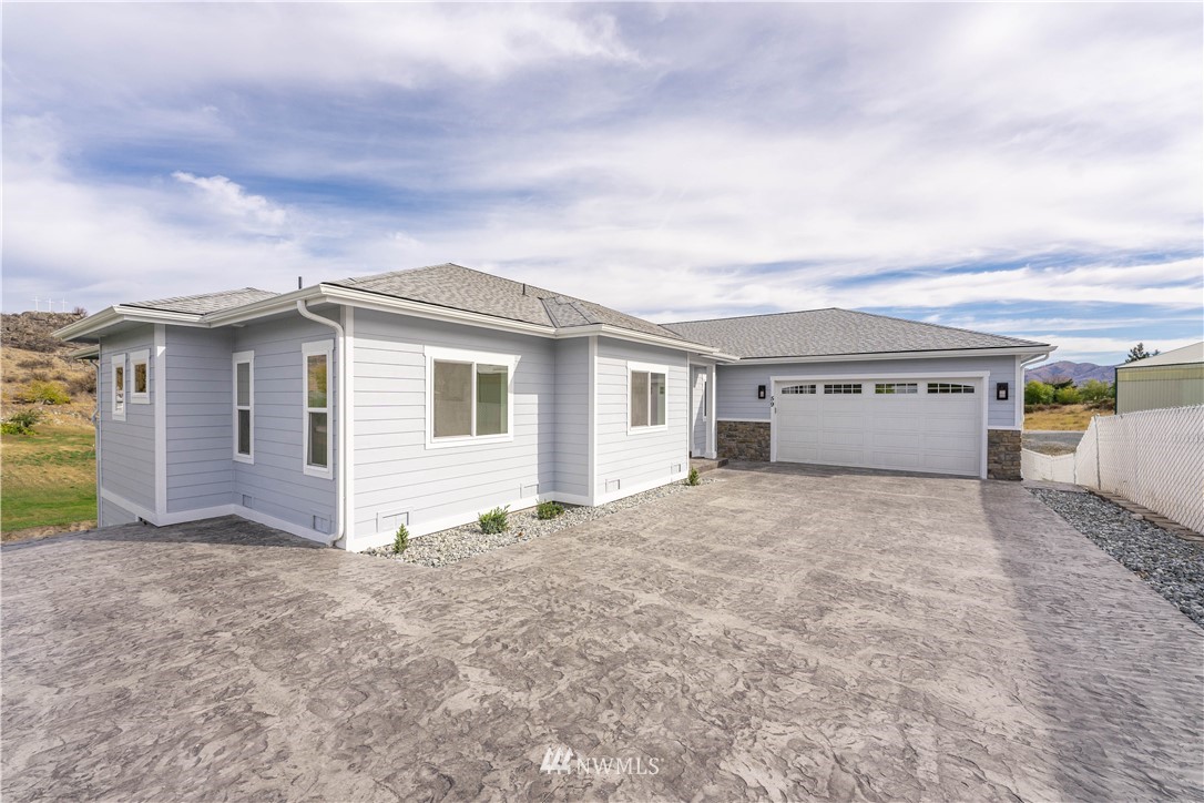 59 Paramont Ridge Lane Manson, WA 98831 - Photo 1 of 37 Gallery Image 1