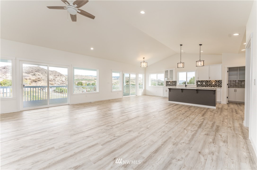 59 Paramont Ridge Lane Manson, WA 98831 - Photo 3 of 37 Gallery Image 3