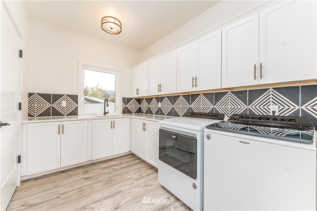 59 Paramont Ridge Lane Manson, WA 98831 - Photo 6 of 37 Gallery Image 6