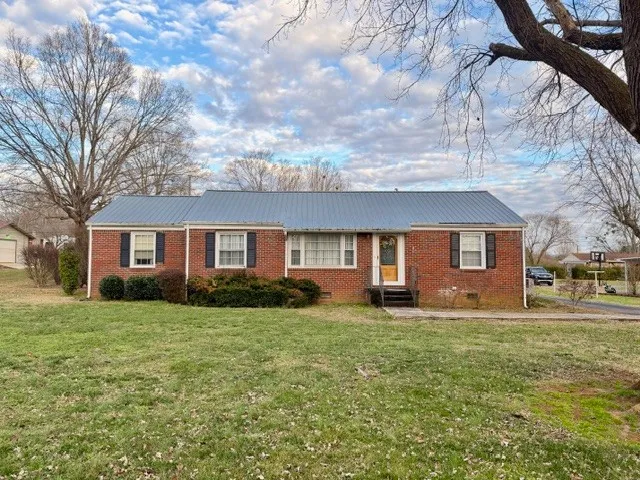 $254,900 | 119 Highland Drive, Winchester, TN 37398