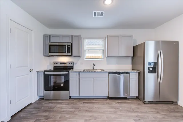 $1,395 | 16787 North Marie Vlg Drive, Conroe, TX 77306