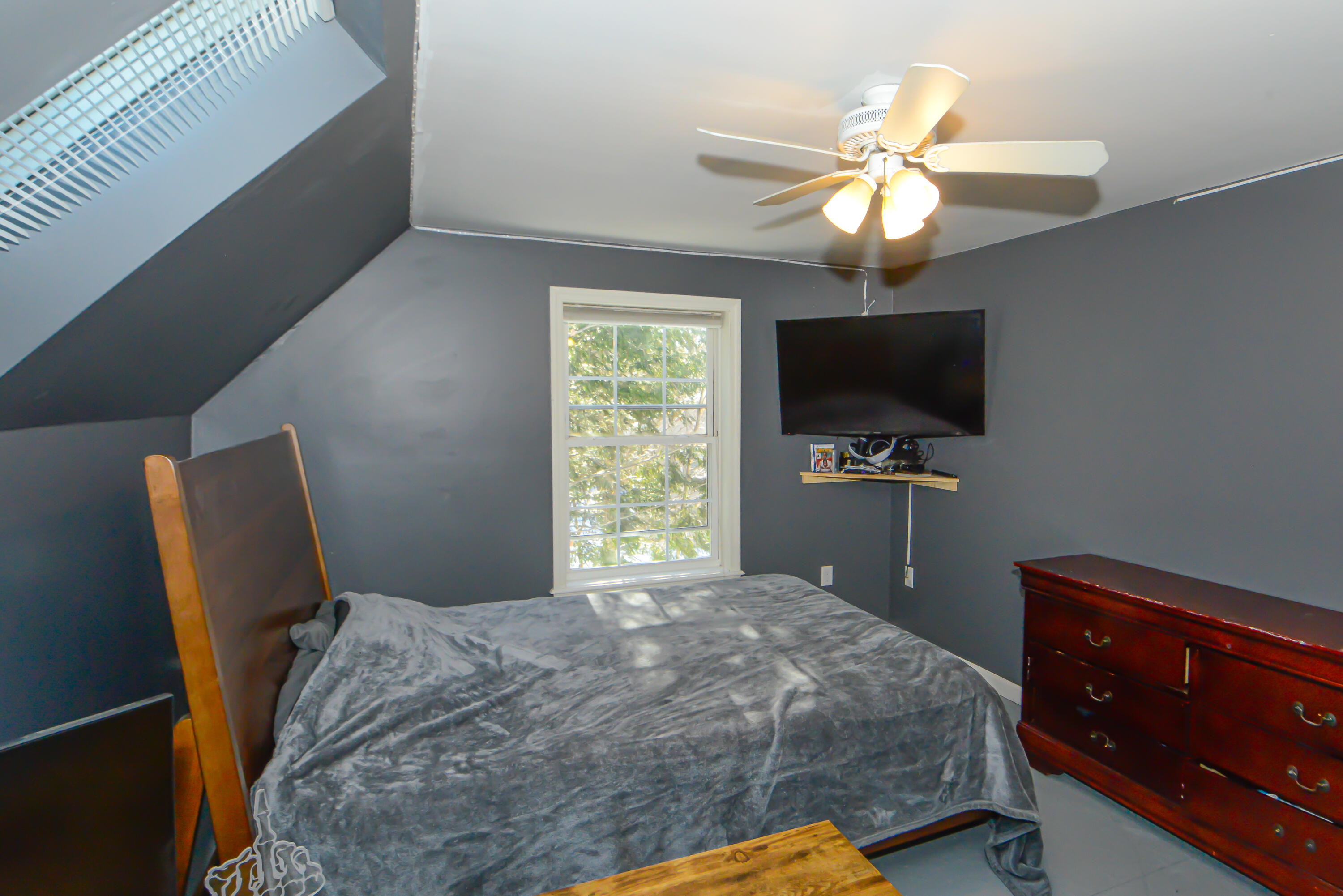 931 Sebago Road Naples, ME 04055 - Photo 22 of 34 Bedroom 2