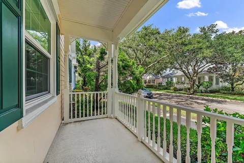 $879,000 | 215 New Haven Boulevard, Jupiter, FL 33458