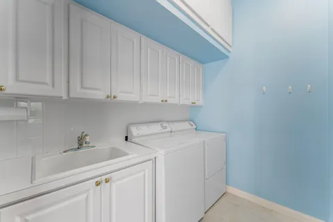 $879,000 | 215 New Haven Boulevard, Jupiter, FL 33458