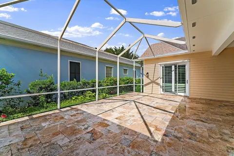$879,000 | 215 New Haven Boulevard, Jupiter, FL 33458