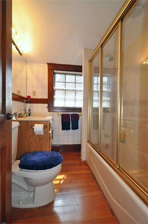 27 Windsor Road Wellesley, MA 02481 - Photo 16 of 19 Gallery Image 16
