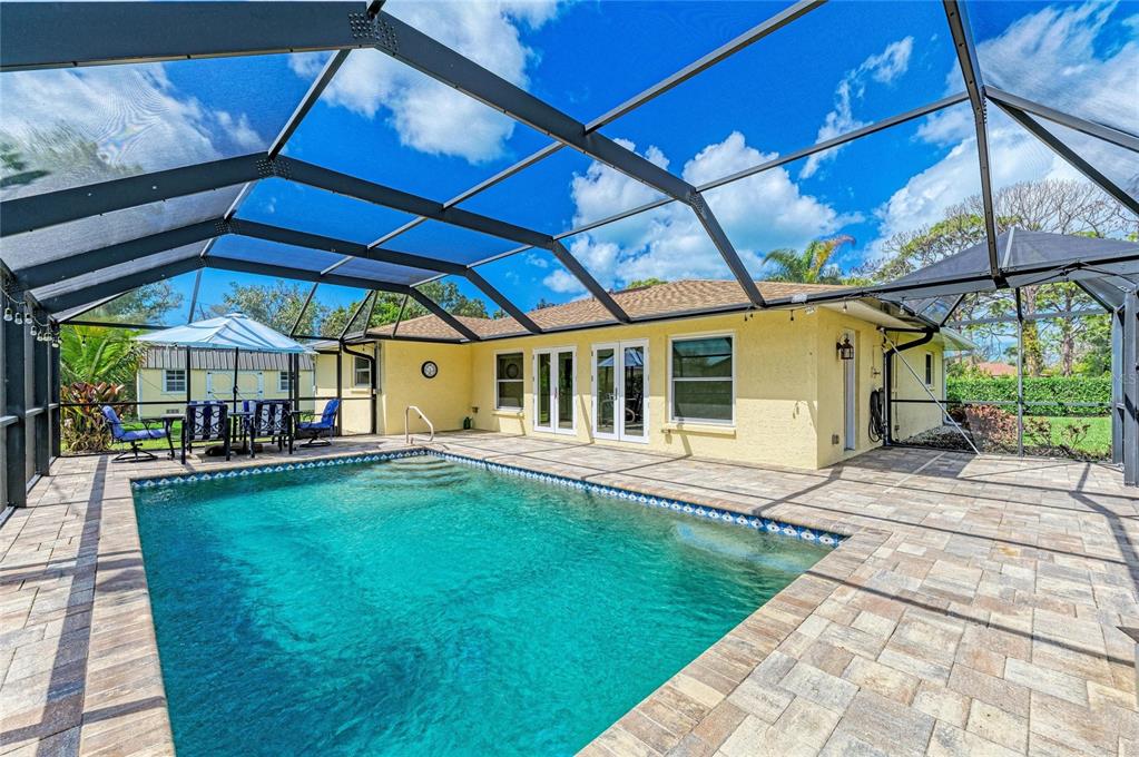 1307 Primrose Road Venice, FL 34293 - Photo 49 of 87