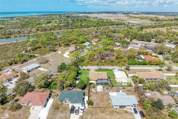 $3,200 | 1307 Primrose Road, Venice, FL 34293