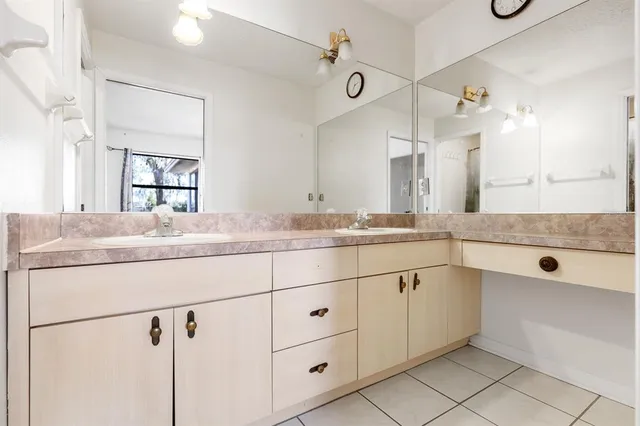 $315,000 | 2602 Savannah Drive, Plant City, FL 33563