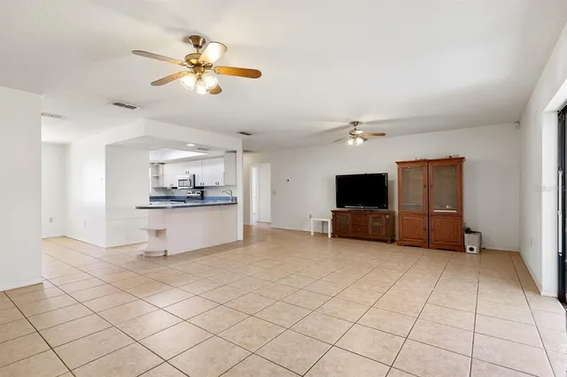 $315,000 | 2602 Savannah Drive, Plant City, FL 33563