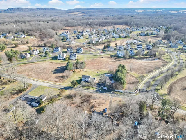 $674,900 | 101 Grieb Road, Wallingford, CT 06492