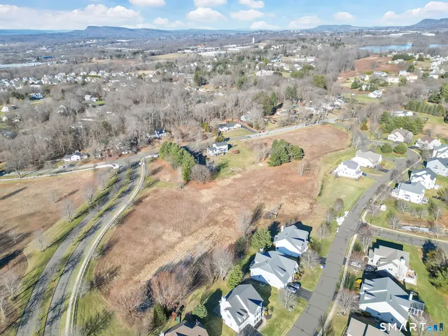 $674,900 | 101 Grieb Road, Wallingford, CT 06492