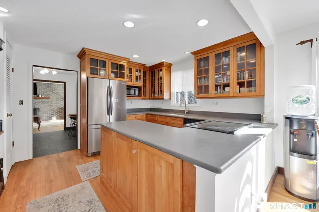 $674,900 | 101 Grieb Road, Wallingford, CT 06492