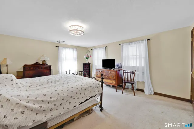 $674,900 | 101 Grieb Road, Wallingford, CT 06492