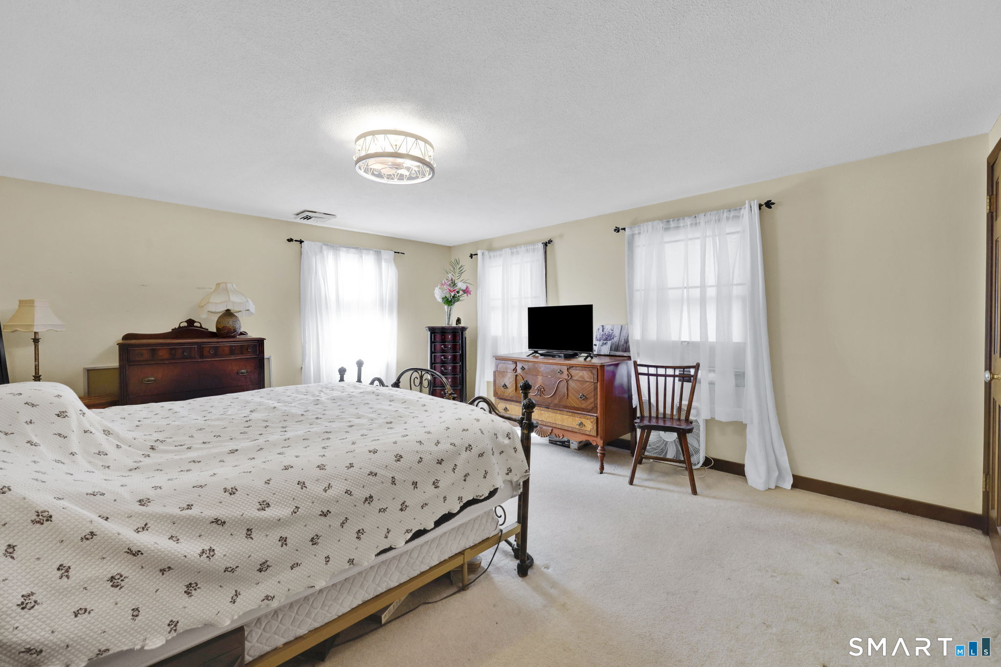 101 Grieb Road Wallingford, CT 06492 - Photo 33 of 40