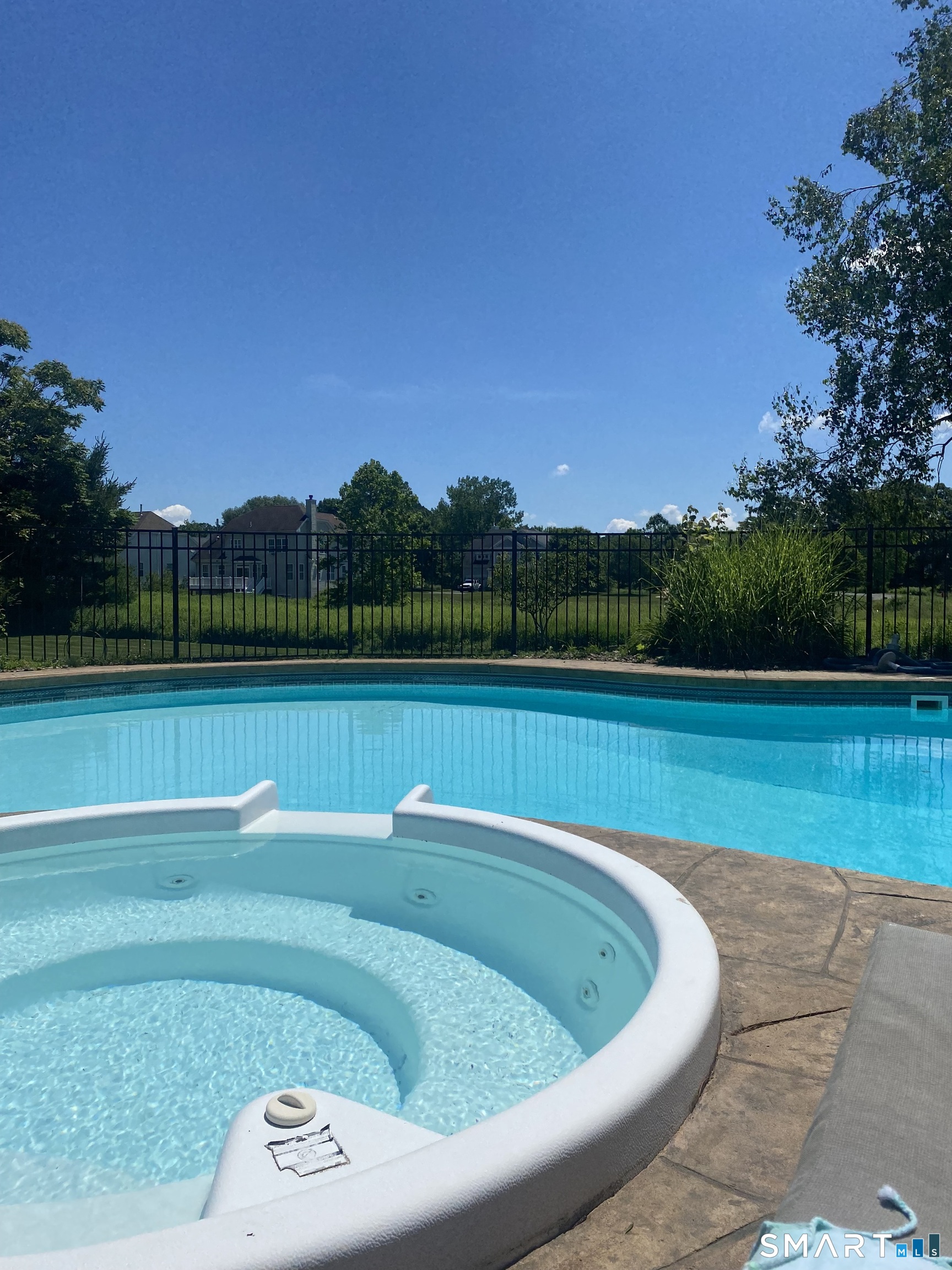 101 Grieb Road Wallingford, CT 06492 - Photo 4 of 40