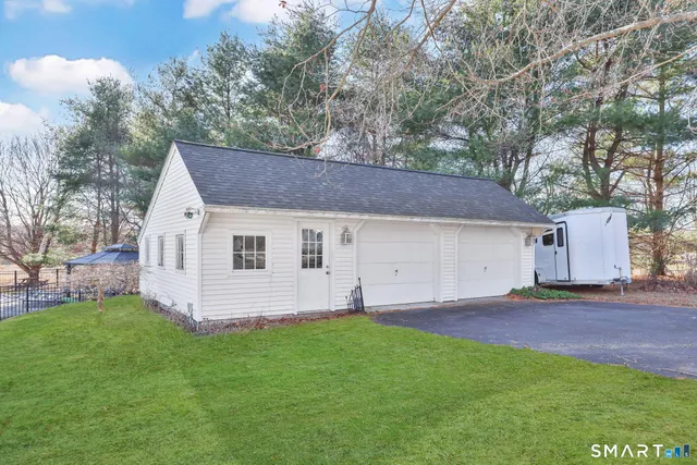 $674,900 | 101 Grieb Road, Wallingford, CT 06492