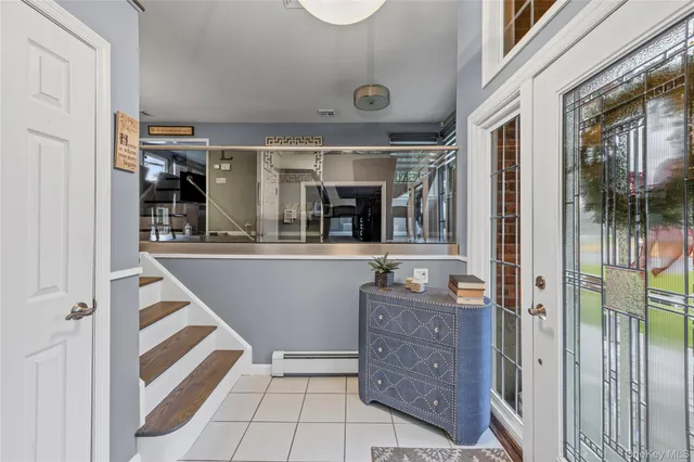 $859,000 | 6 Simmons Drive, East Islip, NY 11730