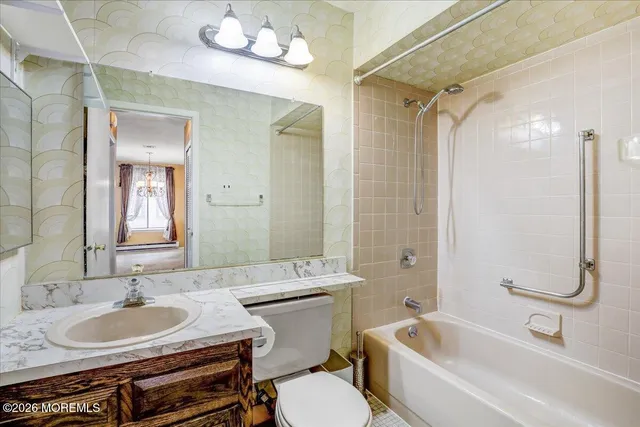 $310,000 | 239 Medford Court, Unit A, Manalapan, NJ 07726