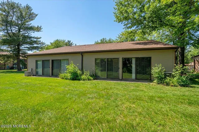 $310,000 | 239 Medford Court, Unit A, Manalapan, NJ 07726