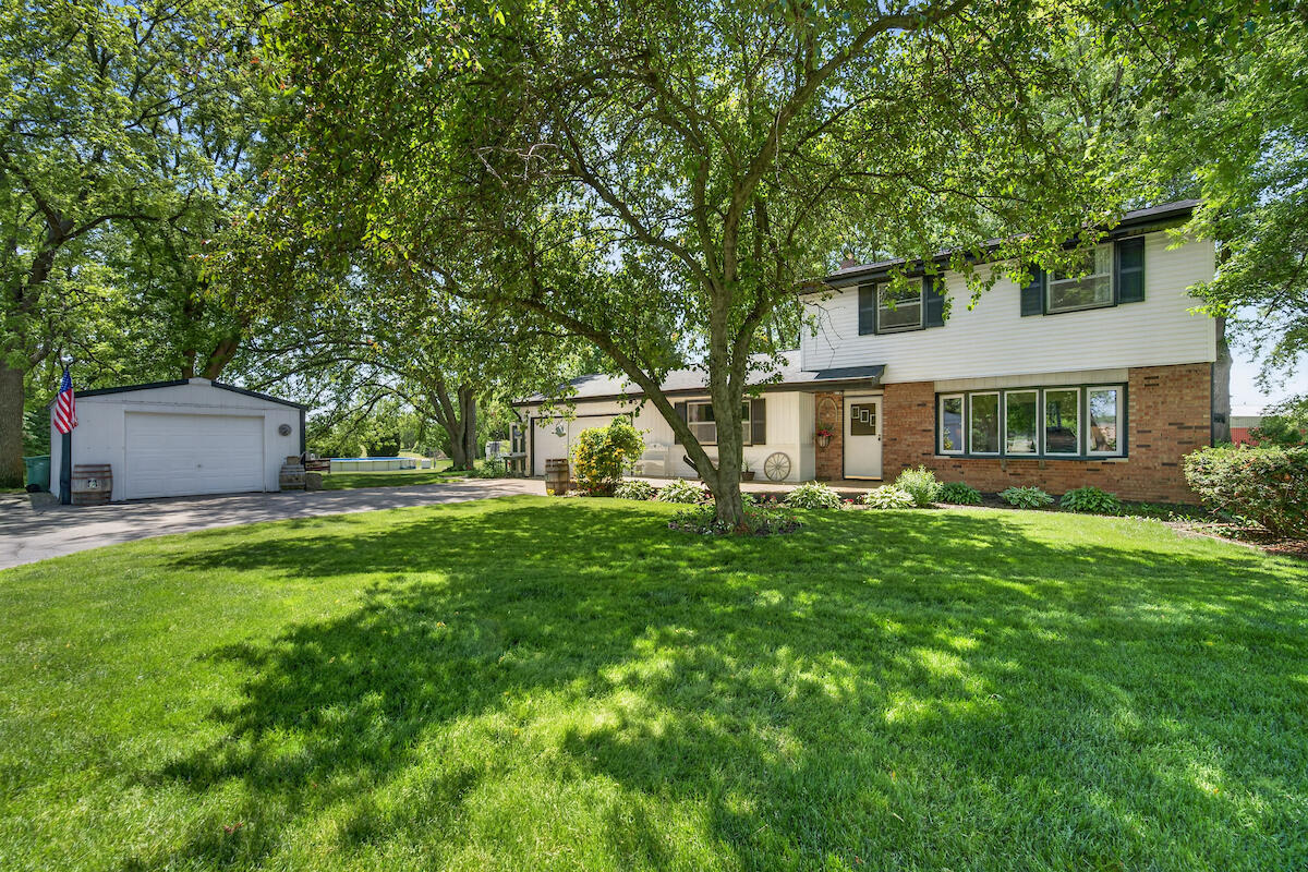 4165 County Rd K Raymond, WI 53126 - Photo 1 of 47 Exterior