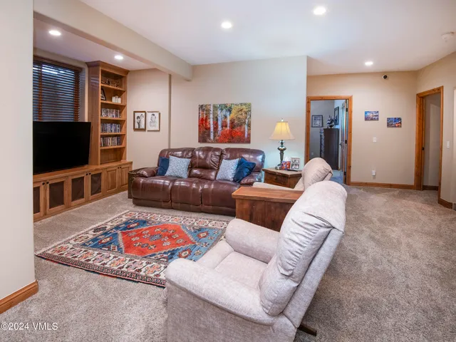 $2,850,000 | 911 Mayne Street, Gypsum, CO 81637