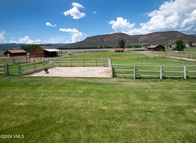 $2,850,000 | 911 Mayne Street, Gypsum, CO 81637