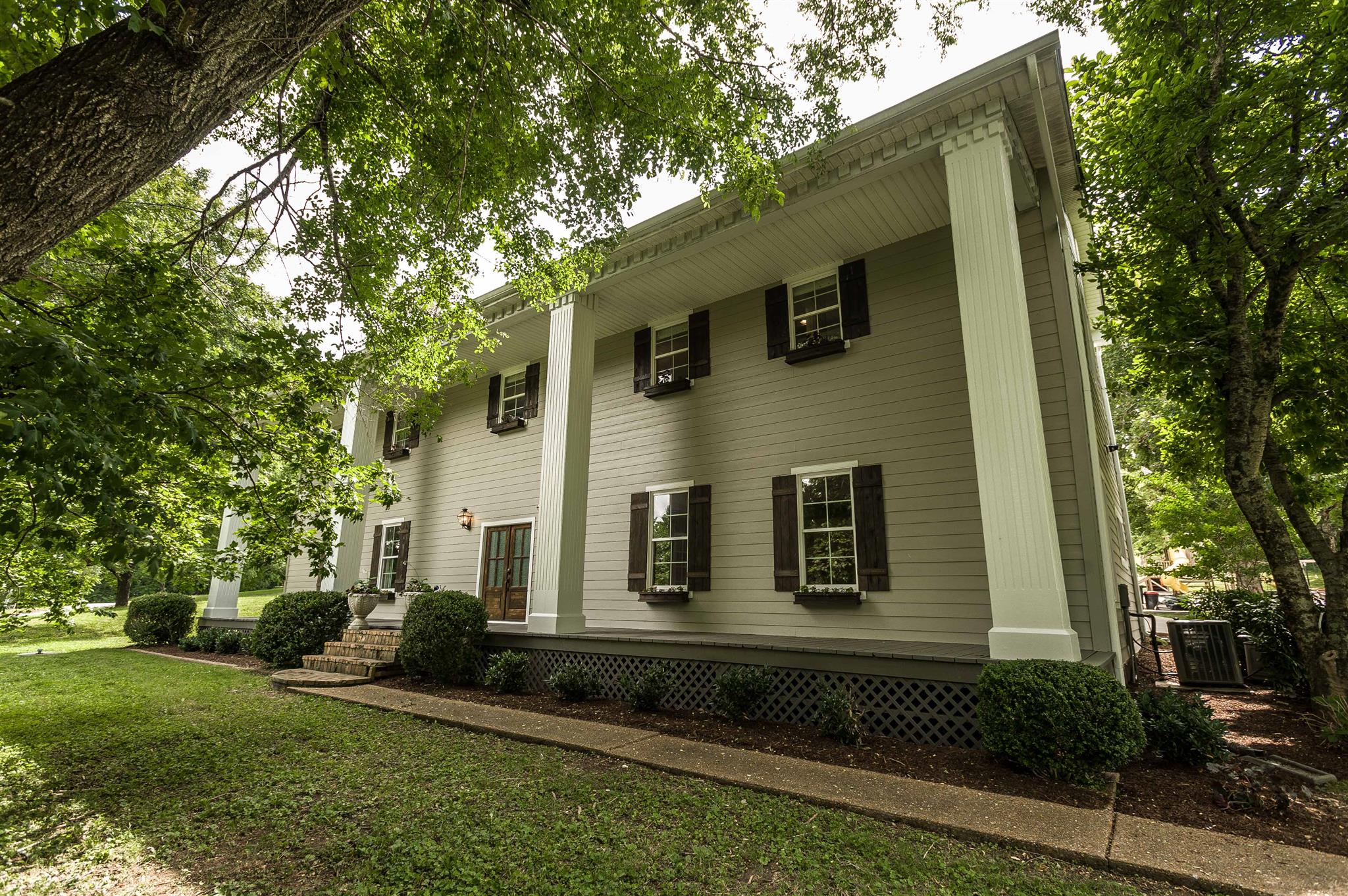 1210 Center Point Road Hendersonville, TN 37075 - Photo 2 of 30 Gallery Image 2